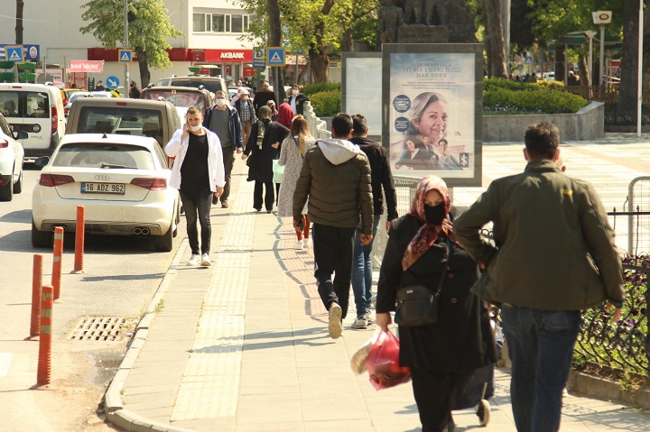 Orhangazi’de vatandaşlar, sokağa izmir