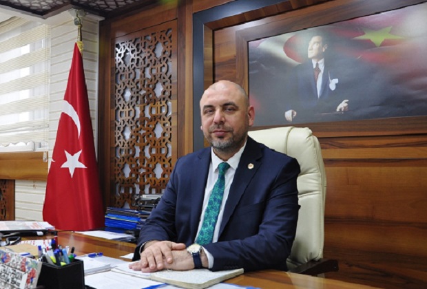 Orhangazi Belediye Başkanı Bekir