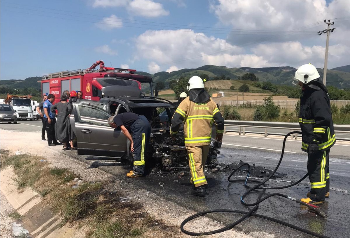 Yalova-Orhangazi Yolu süpürgelik mevkiinde