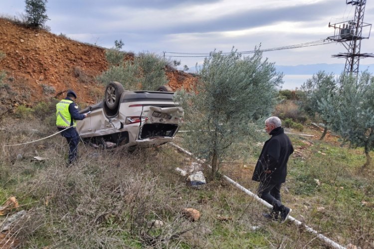 İznik ilçesinde şarampole uçan