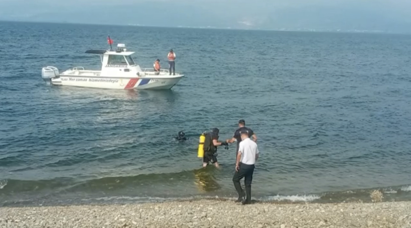 İznik Gölü’ne yüzmek için