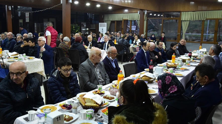 Orhangazi   ilçe Protokolü’nün katılımı