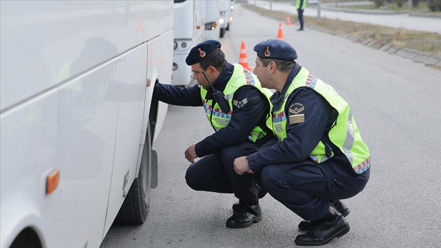 Şehirlerarası kara yollarında yolcu