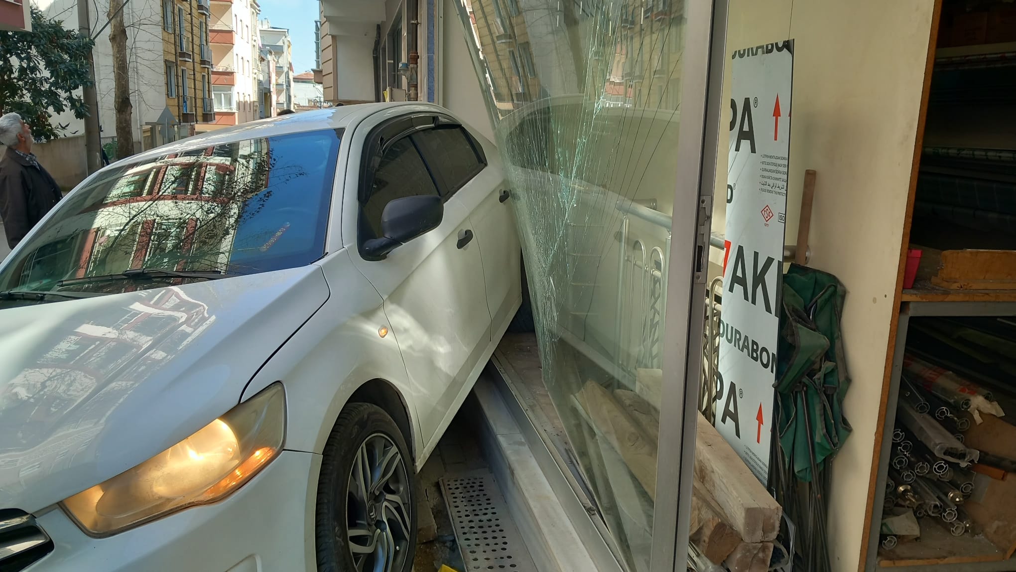 Orhangazi’de Hastane yolu üzerinde