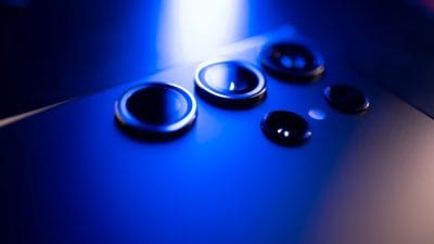 Samsung, son modeliyle ilgili tanıtımını gerçekleştirdi. Yeni model, gelişmiş özellikleri,