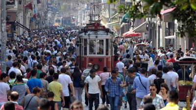 Dünya genelinde nüfus artış hızı azalırken dünya nüfusu 8 milyarı