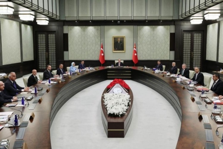 Yeni dönemin 3’üncü Kabine toplantısı bugün gerçekleştirilecek. Memur ve emeklilerin
