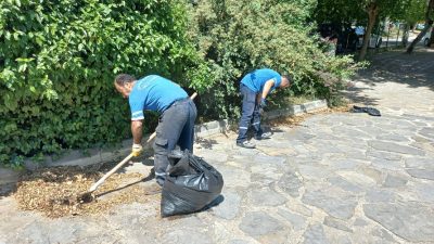 Orhangazi Belediyesi Temizlik İşleri Müdürlüğü Park ve Bahçeler Birim ekipleri