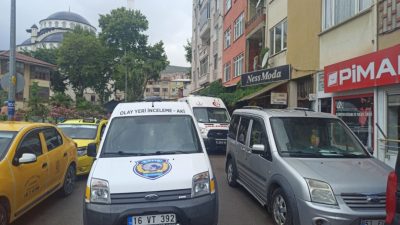 Orhangazi’de 63 yaşındaki Zafer Bakırdan isimli adam yalnız yaşadığı evinde