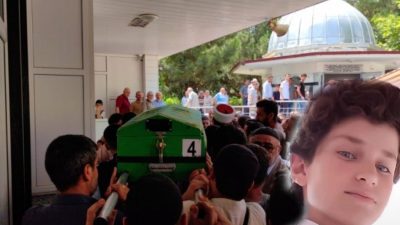 &nbsp; İnegöl’den piknik yapmak için gittiği İznik Gölü kıyısında, girdiği