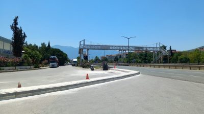 Orhangazi – Yalova yolu üzeri Orhangazi çıkışında bulunan ve ilçede