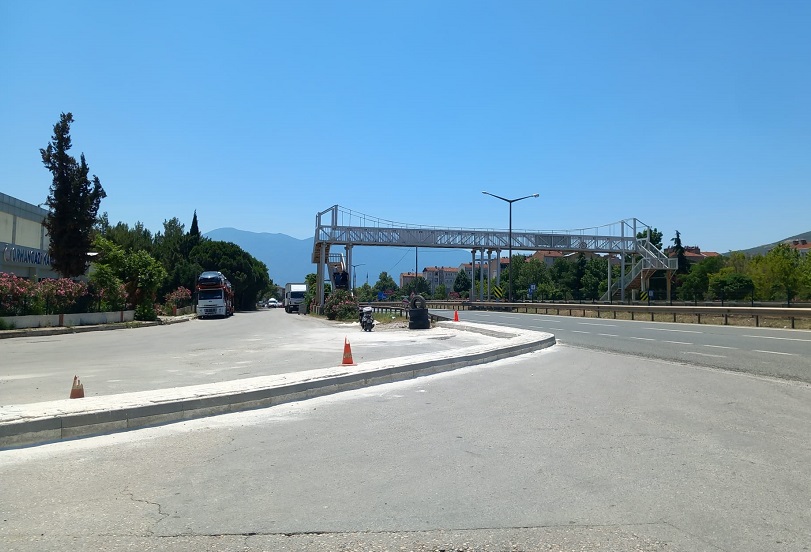 Orhangazi – Yalova yolu üzeri Orhangazi çıkışında bulunan ve ilçede