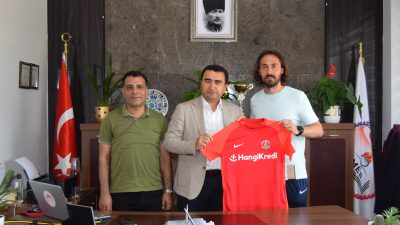 Orhangazi’nin yetiştirdiği genç antrenörlerden olan Özcan Sert, TFF 1.Lig takımlarından