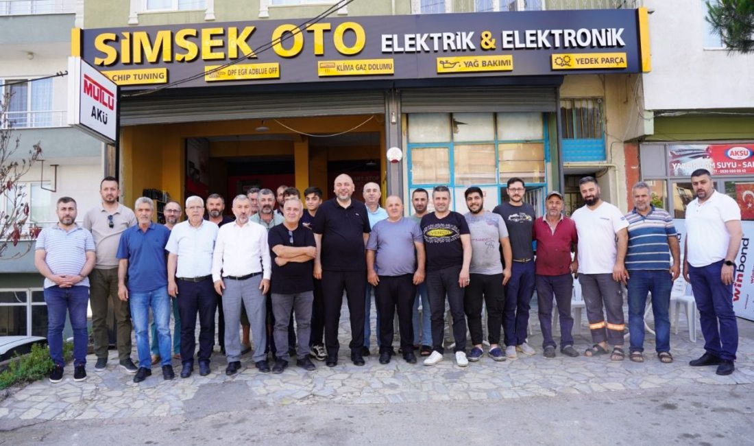 Orhangazi Belediye Başkanı Bekir Aydın kahvaltılı toplantıda esnafla bir araya
