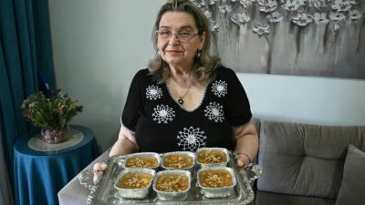 Aşure ayındayız. Olağan durumda hemen her hanede tencere kaynar konu