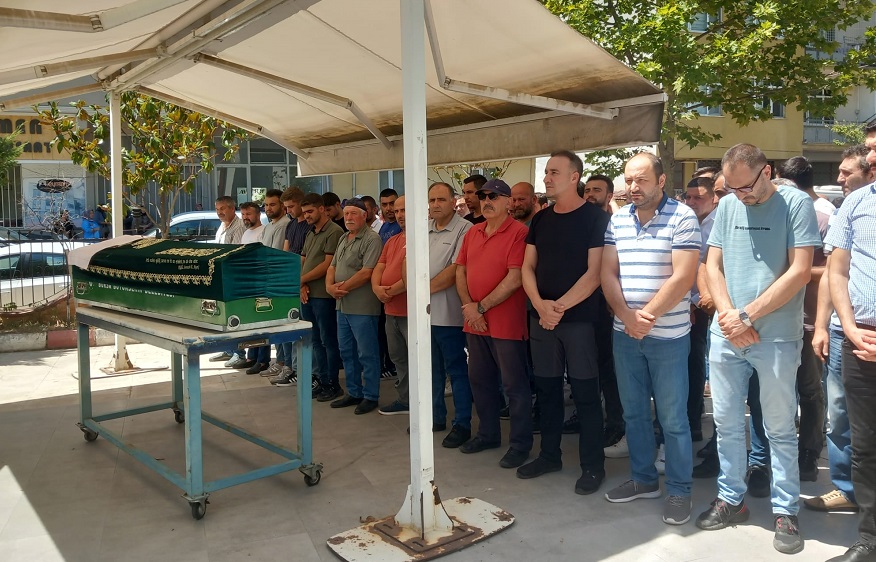 Orhangazi’de geçtiğimiz gün kalp krizi sonucu hayatını kaybeden Orhangazi itfaiyesinden