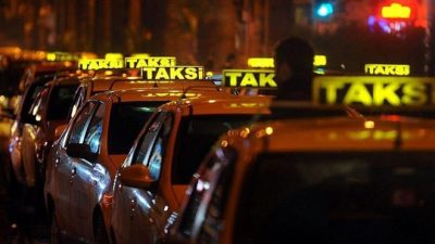 Geçtiğimiz aylarda zamlı fiyatla taksilerde indibindi 37 lira kilometre ücreti