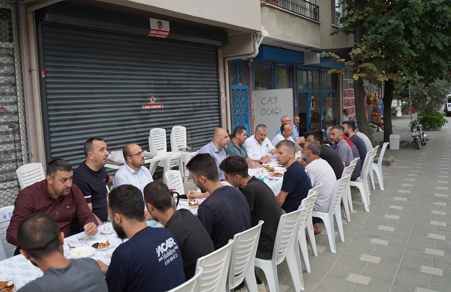 Orhangazi Belediye Başkanı Bekir Aydın her hafta düzenli olarak gerçekleştirdiği