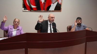 Orhangazi Belediyesi Eylül Ayı meclis toplantısının 2. Birleşimi yapıldı. Toplantı