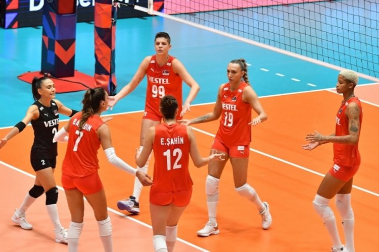 A Milli Kadın Voleybol