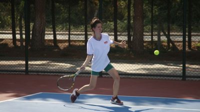 Orhangazi’de Tenis Kulübü ve Orhangazi Belediyesi tarafından düzenlenen Gazi Kupası