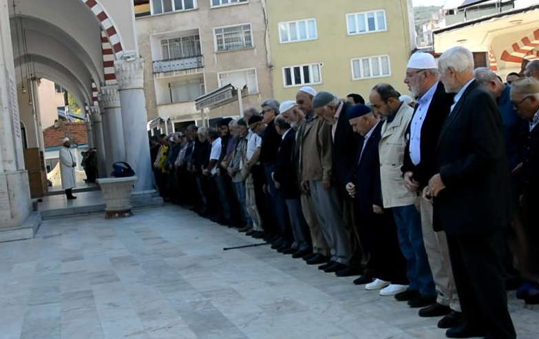 Orhangazi’de  Gazi Orhanbey camii 