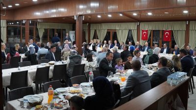 Orhangazi Belediye Başkanı Bekir Aydın, Orhangazi’de görev yapan  mahalle muhtarlarını,