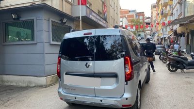 Orhangazi ilçe emniyet müdürlüğüne, Orhangazi AKA fabrikası tarafından otomobil hibe