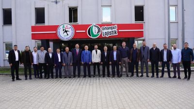 Orhangazi Kaymakamı Zafer Karamehmetoğlu ve Orhangazi belediye başkanı Bekir Aydın