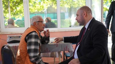 Orhangazi Belediyesi, Büyük Aile Projesi kapsamında Gürleler Mahallelerinde çalışmalar gerçekleştirdi.