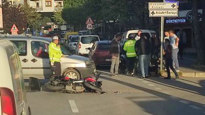 Orhangazi’de İtaiye kavşağında meydana gelen trafik kazasında kavşaktan dönüş yapmak