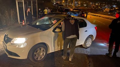 Orhangazi’de ilçe emniyet müdürlüğü tarafından kentin farklı noktalarında yapılan huzur