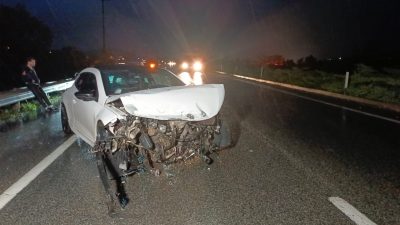 Bursa Orhangazi’de bu akşam saatlerinde meydana gelen trafik kazasında bir