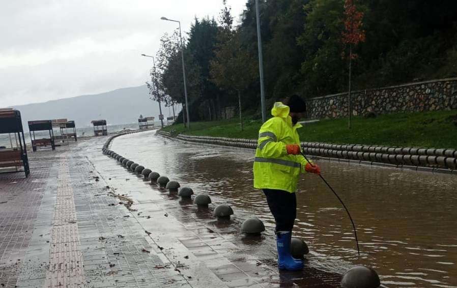 Bursa’nın birçok noktasında etkili