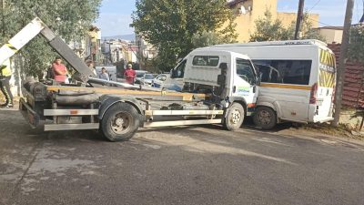 Orhangazi’de bu sabah saatlerinde meydana gelen olayda okula öğrenci bıraktıktan