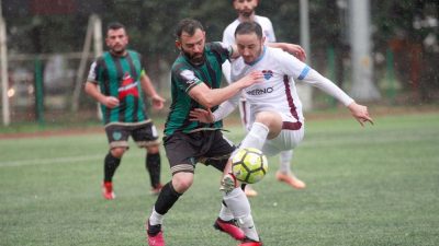 Süper Amatör ligi 6. hafta maçında Orhangazi ilçe stadında grup