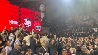 CHP’nin 38. Olağan Kurultayı’nda Genel Başkan Kemal Kılıçdaroğlu ile Özgür