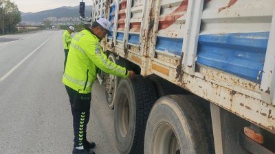 Yük ve yolcu taşıyan ticari araçlar için mecburi kış lastiği