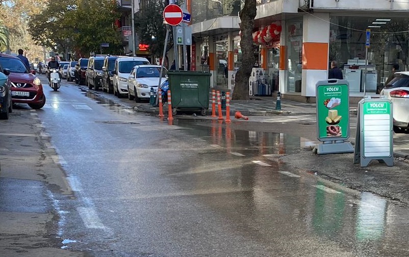 Orhangazi’de Tozkoparan caddesi üzerinde