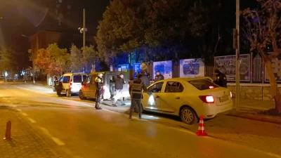Orhangazi’de uzun zamandır devam eden gece uygulamaları kentin farklı noktalarında