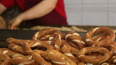 Orhangazi’de fırıncıların ekmek için aldıkları zam kararının ardından simitçilerde zam