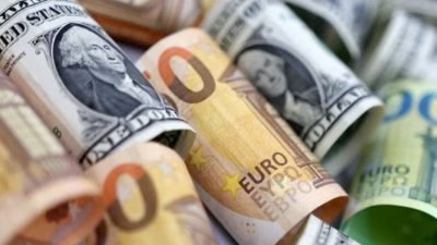 Döviz kurlarında aylardır devam eden günlük sınırlı yükseliş eğilimini sürdürüyor.