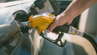 Döviz kuru ve petrol fiyatlarındaki hareketlilikler benzin ve motorin fiyatlarına
