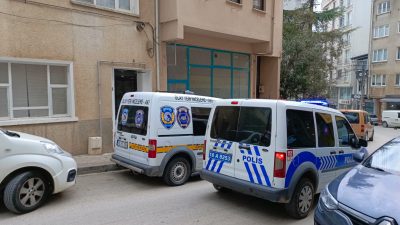 Bursa’nın Orhangazi ilçesinde meydana gelen olayda, evinde bir anda rahatsızlık