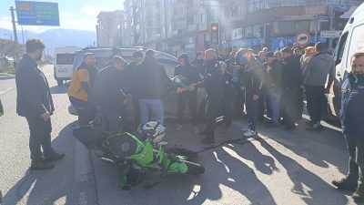 Bursa'nın Orhangazi ilçesinde meydana gelen olayda kırmızı ışıkta geçtiği öğrenilen