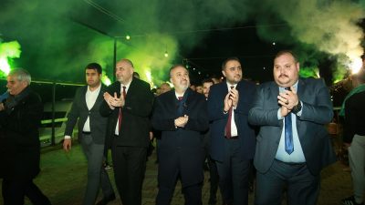 Bursa büyükşehir belediye başkanı Alinur Aktaş seçim çalışmaları kapsamında geldiği