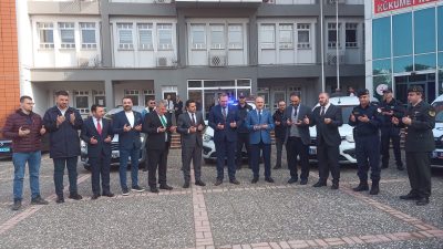 Orhangazi ilçe emniyet müdürlüğünün envanterine kazandırılan 4 yeni araç hükümet