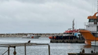 Marmara Denizi'nde, İmralı Adası'nın güneybatısında su alarak batan "Batuhan A"