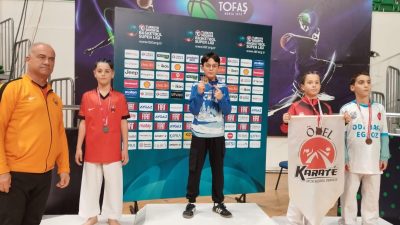 Gazi Osman Paşa Ortaokulu Öğrencileri Karate Turnuvasında İl birincisi, İl