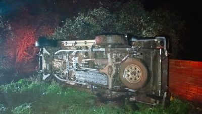 
Bursa'nın Orhangazi ilçesinde meydana gelen trafik kazasında, yağışın etkisiyle kontrolden